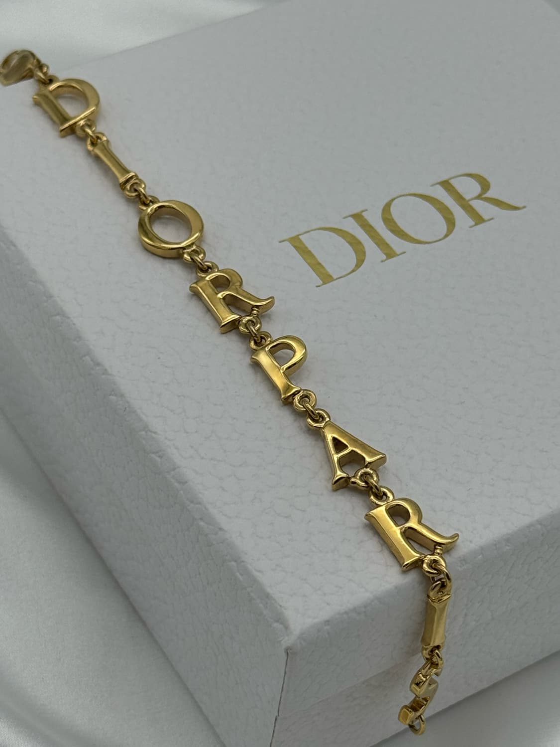 디올 파리스 이니셜 팔찌 상품이미지2