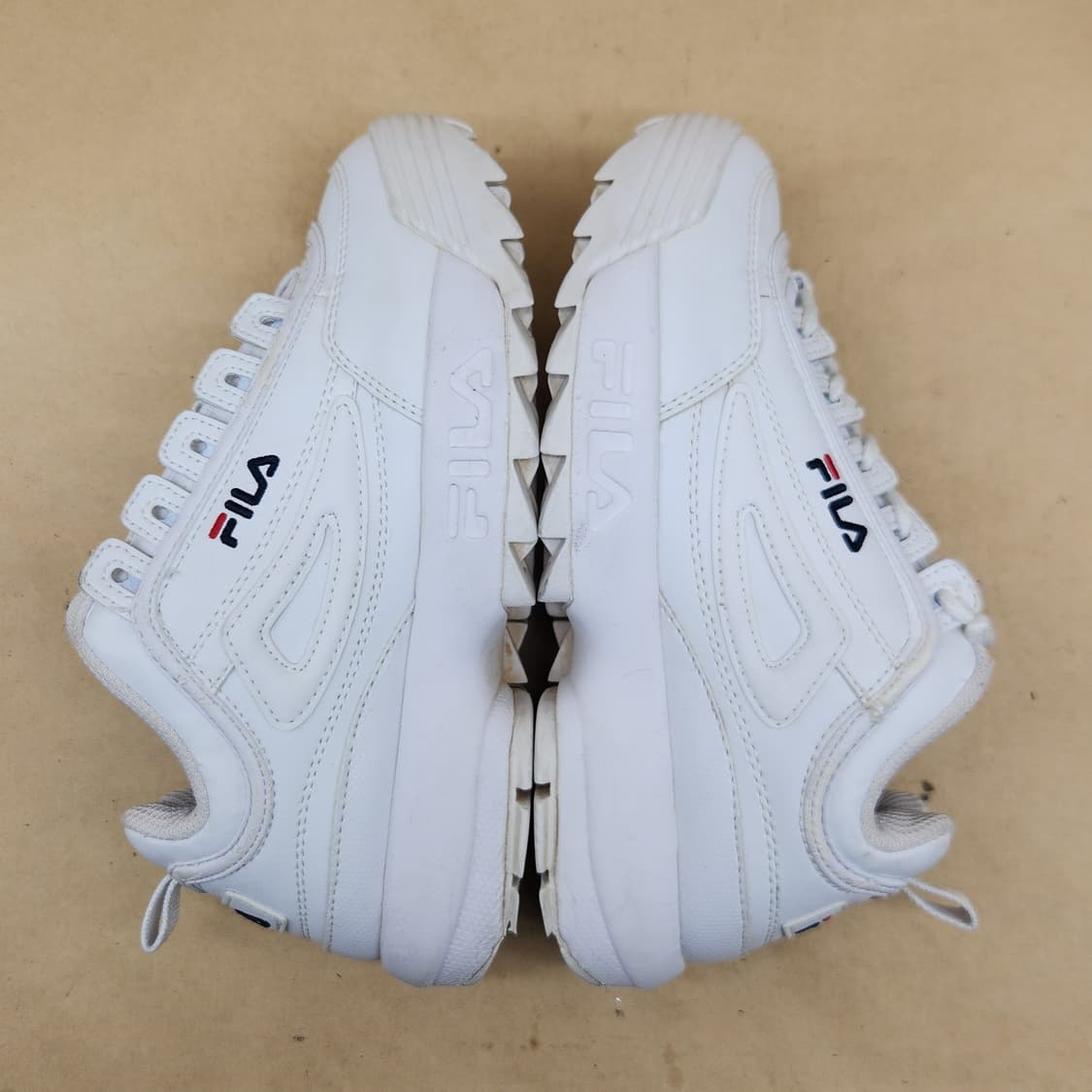 휠라 디스럽터2  여성운동화230 상품이미지5