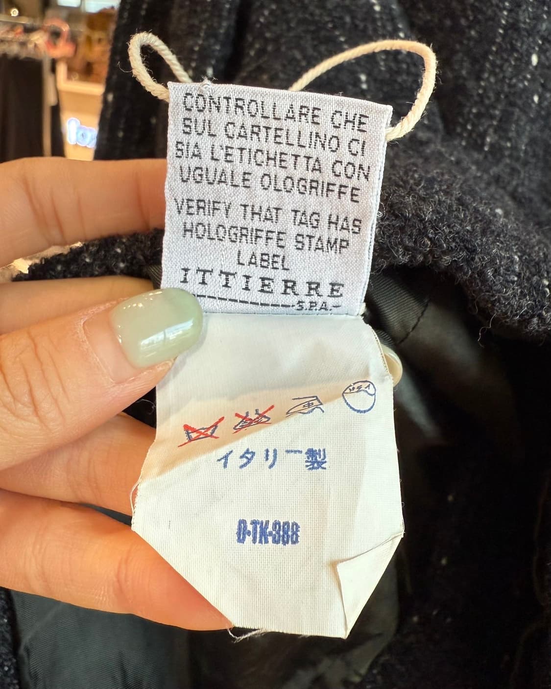 베르수스 블랙 더블 금장 트위드 자켓  상품이미지9