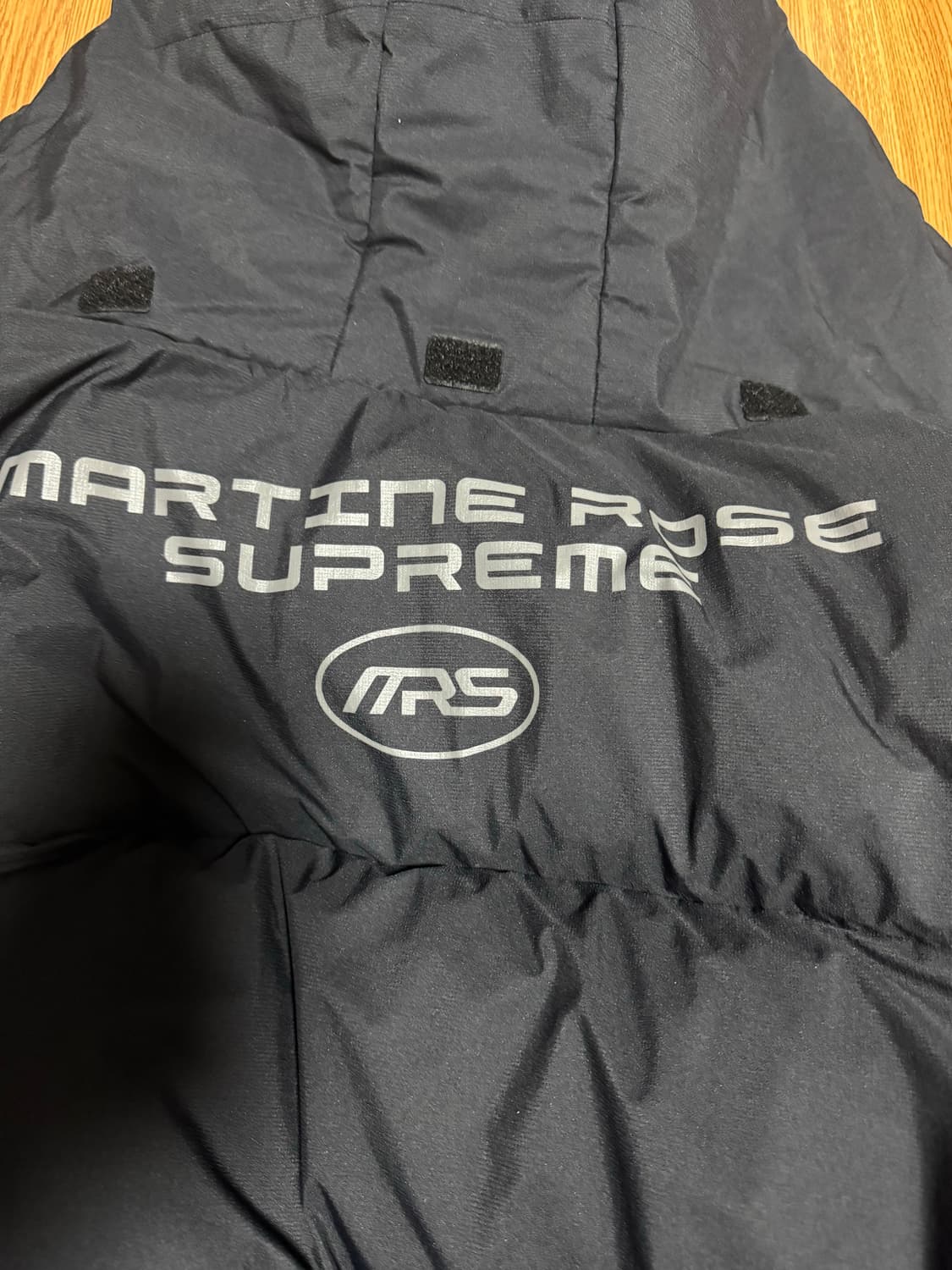 슈프림 마틴로즈 패딩 블랙 L 상품이미지5