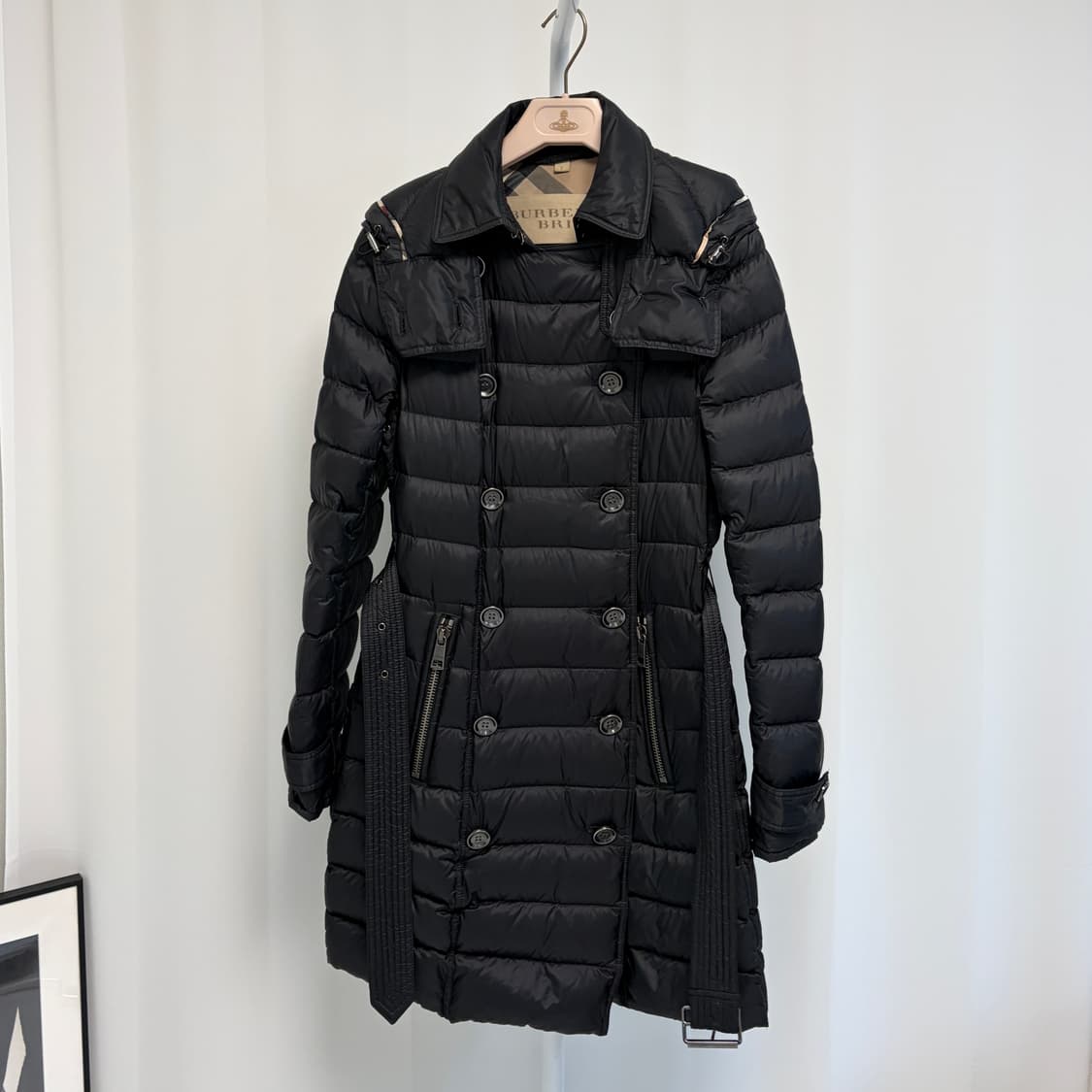 버버리 블랙 벨티드 트렌치 패딩 다운 코트 상품이미지2