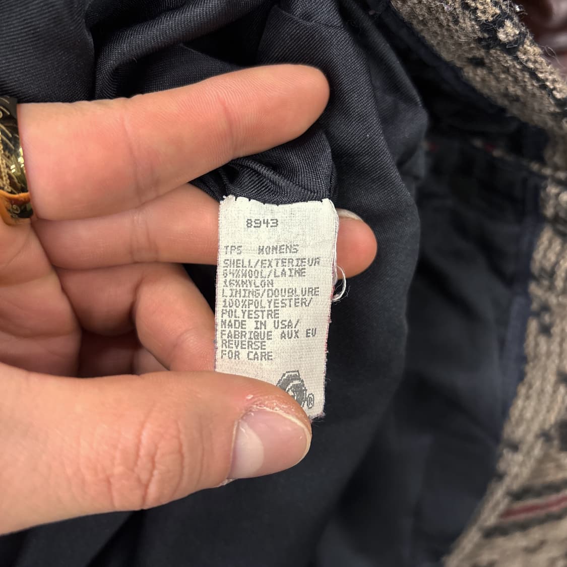 울리치 브랜치 휴먼 패턴 울 블랭킷 후드 니트집업 N365 상품이미지8