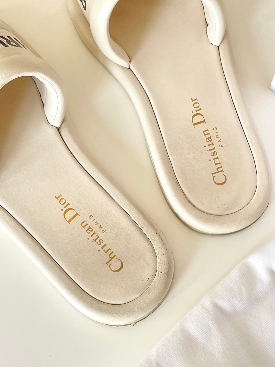 디올 에브리디 (Every-D) 슬리퍼 샌들 36사이즈 상품이미지6