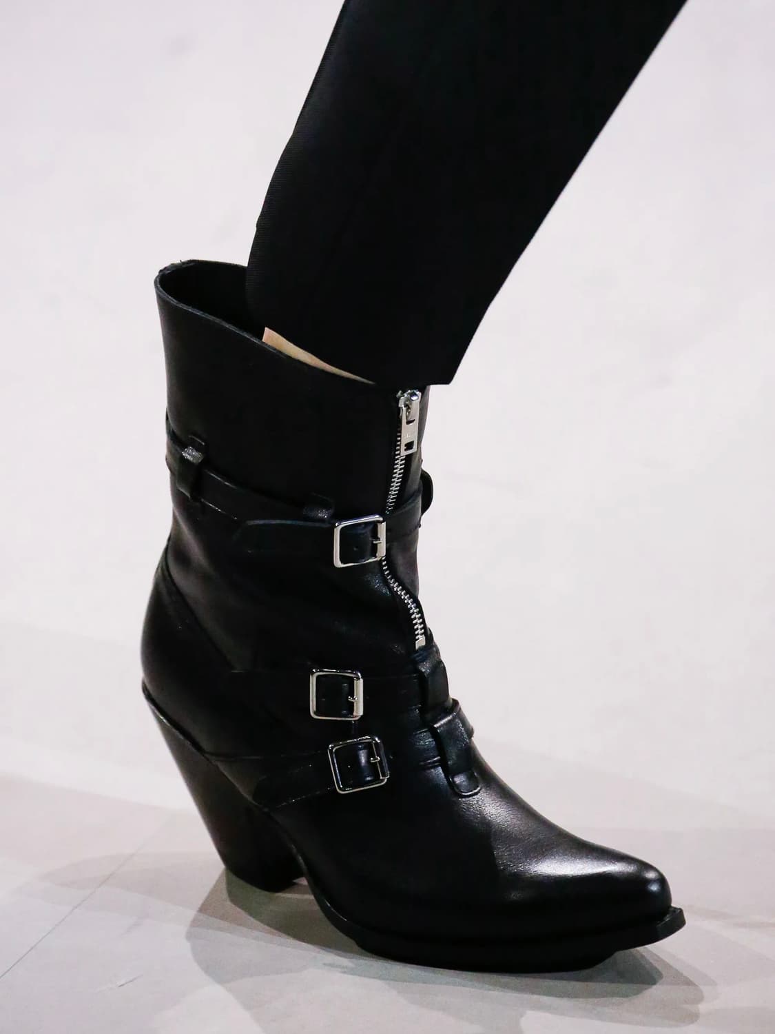 셀린 부츠 힐(250사이즈) 상품이미지1