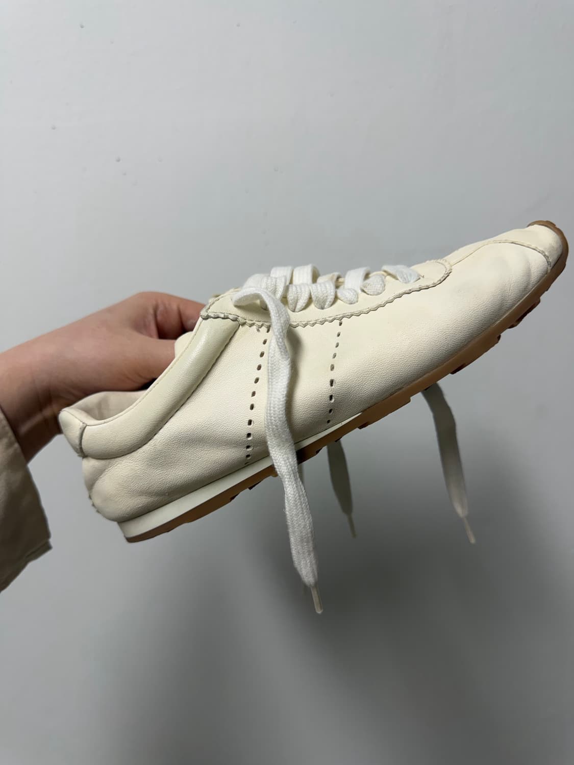 [정품] 미우미우 풀룸 아파 레더 스니커즈 230-235 상품이미지9