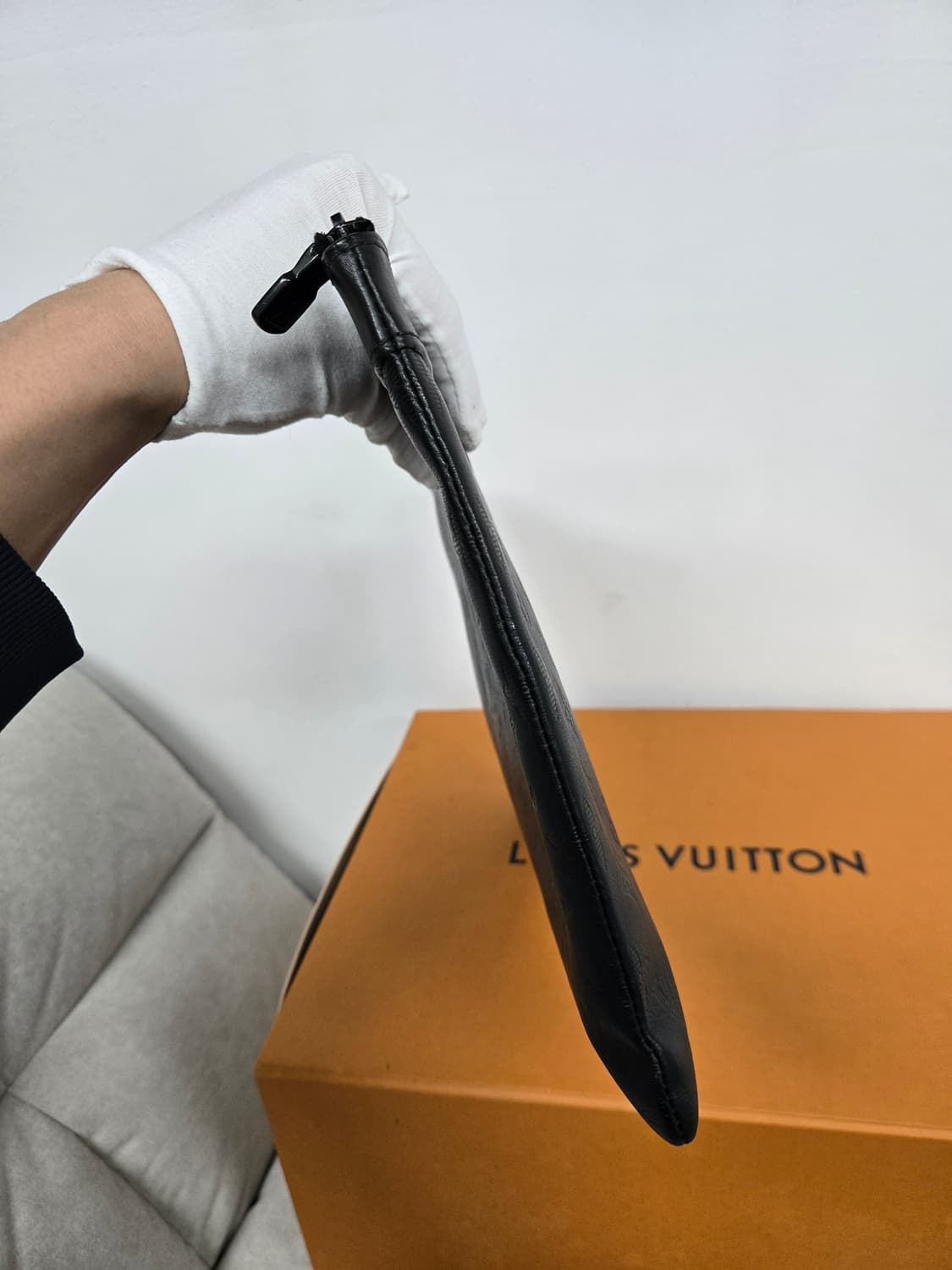 [보증서 정품] 루이비통 포쉐트 쉐도우 클러치백 상품이미지2