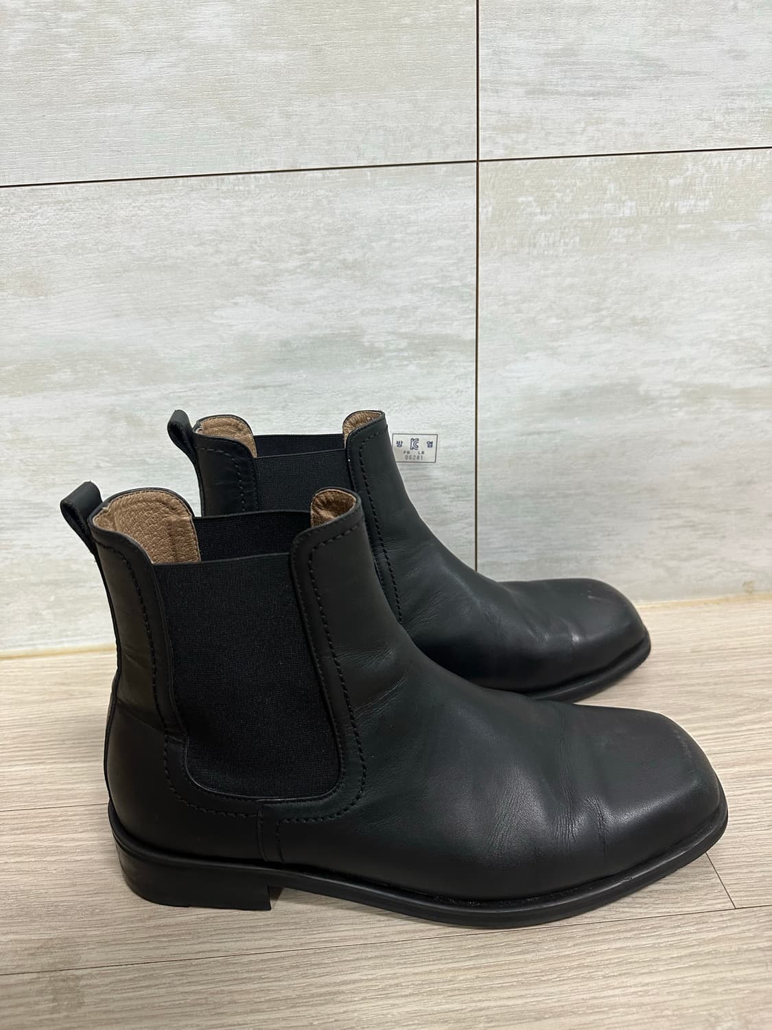 Vero cudio 통창 스퀘어 토 블랙 첼시 가죽 부츠 상품이미지3