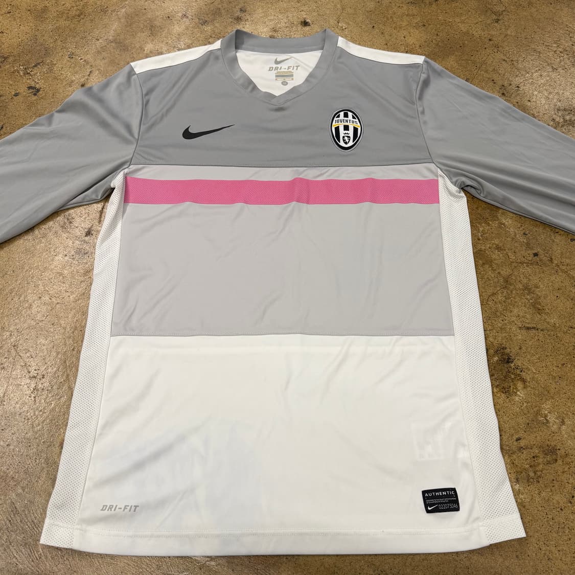 [정품/M,100] 나이키 스우시 유벤투스 트레이닝 롱슬리브 긴팔 b14 상품이미지3