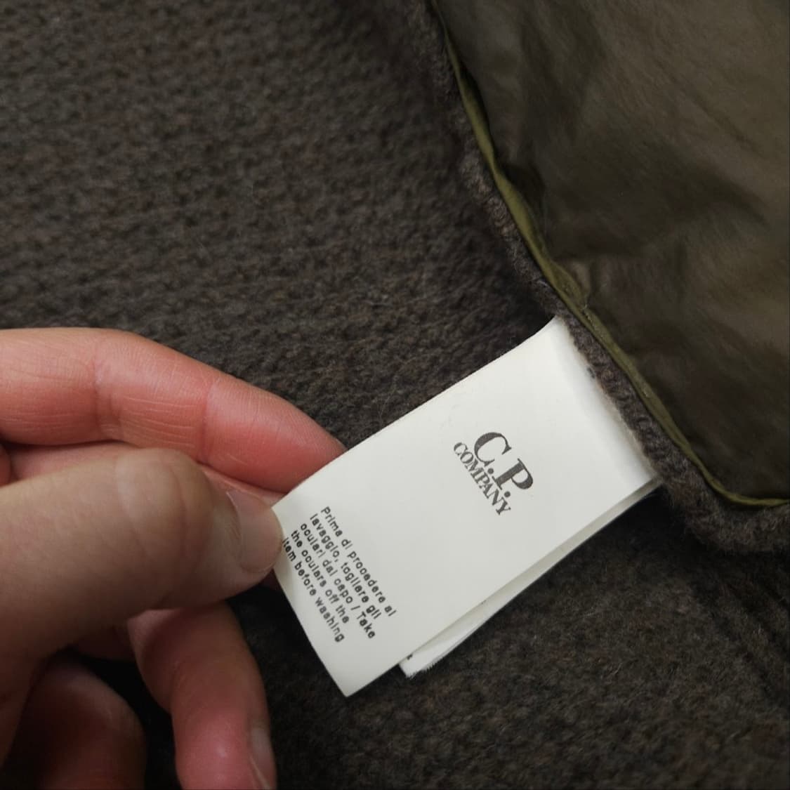 CP컴퍼니 니트 다운 패딩 상품이미지7