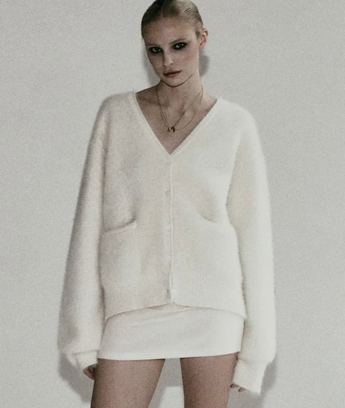  BS 모헤어 브이넥 가디건 - 크림 상품이미지1