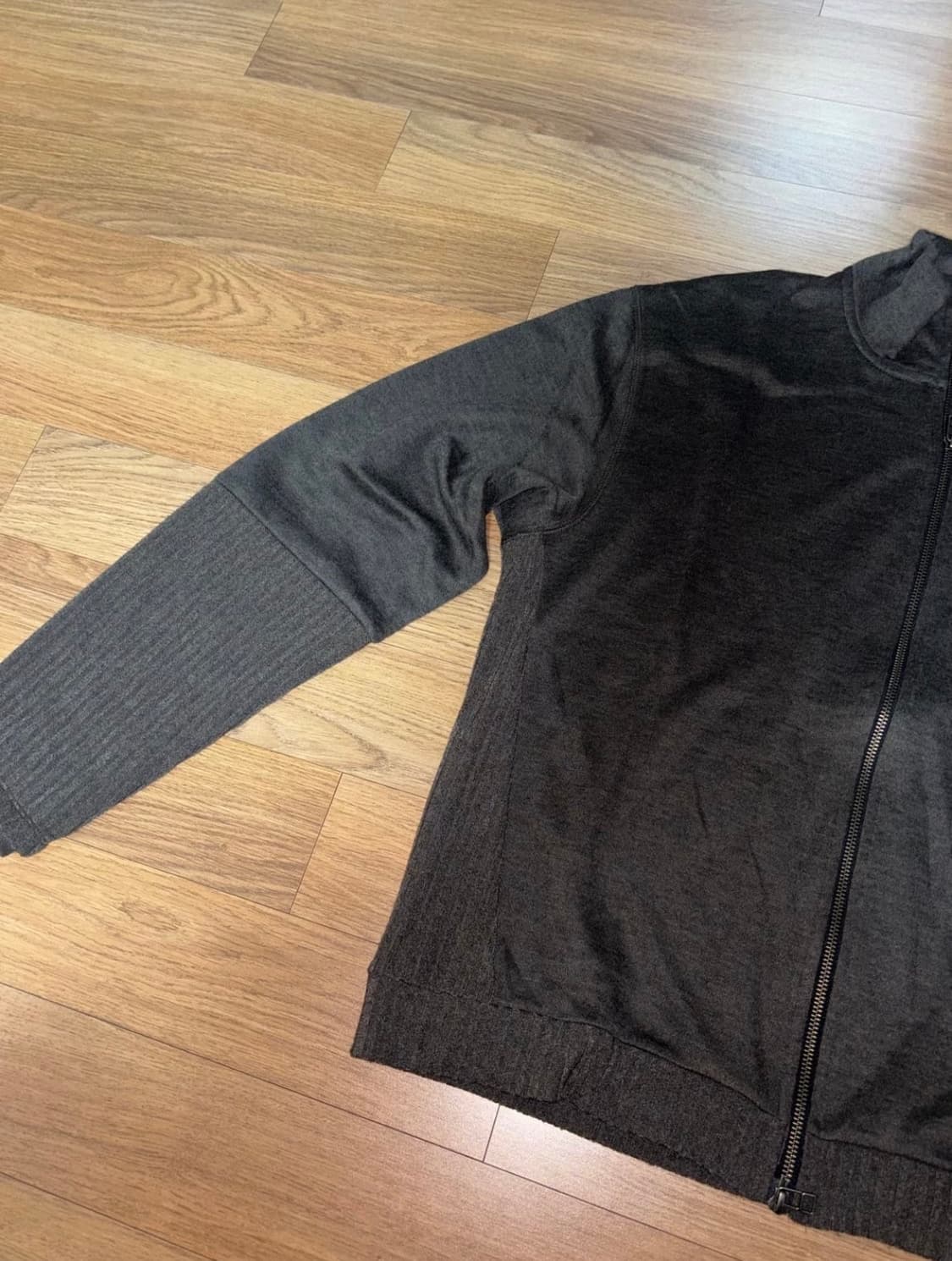 해칭룸 더블 슬리브 트랙 가디건 다크 카키 (5-XL) 상품이미지3