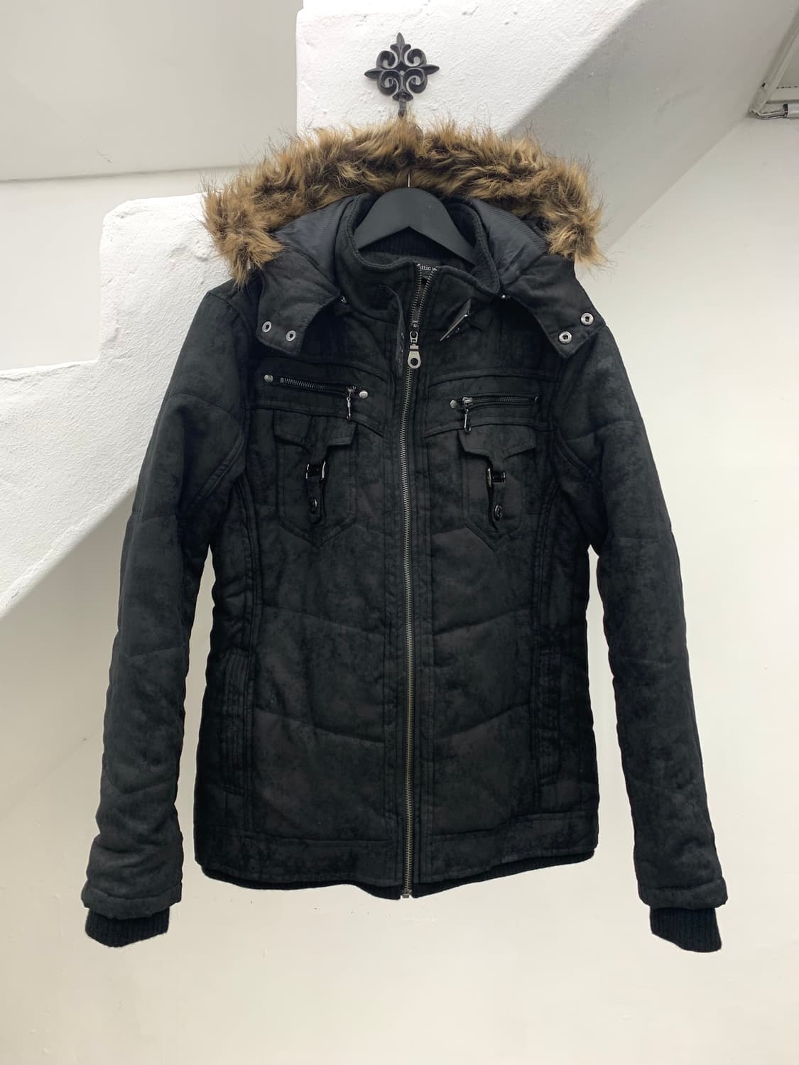 In the attic crack washed fur hood paddi 상품이미지1