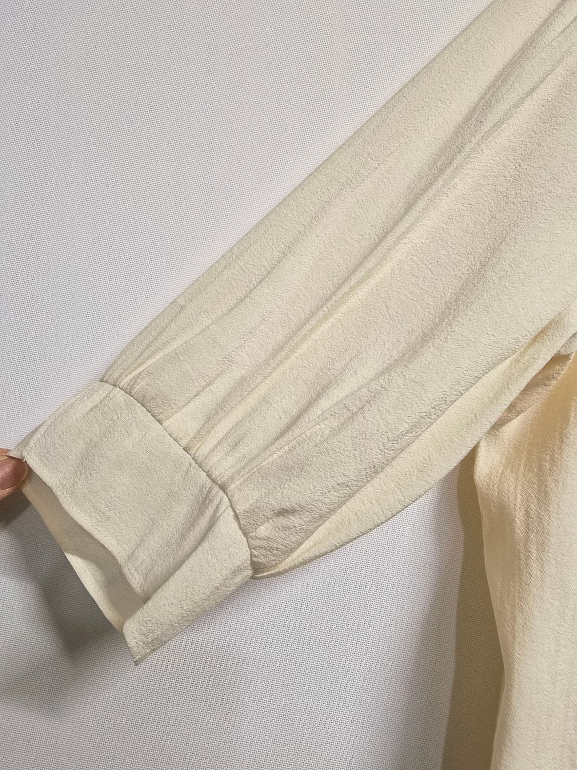 ak 앤클라인 아이보리 7부소매 블라우스 셔츠 상품이미지4