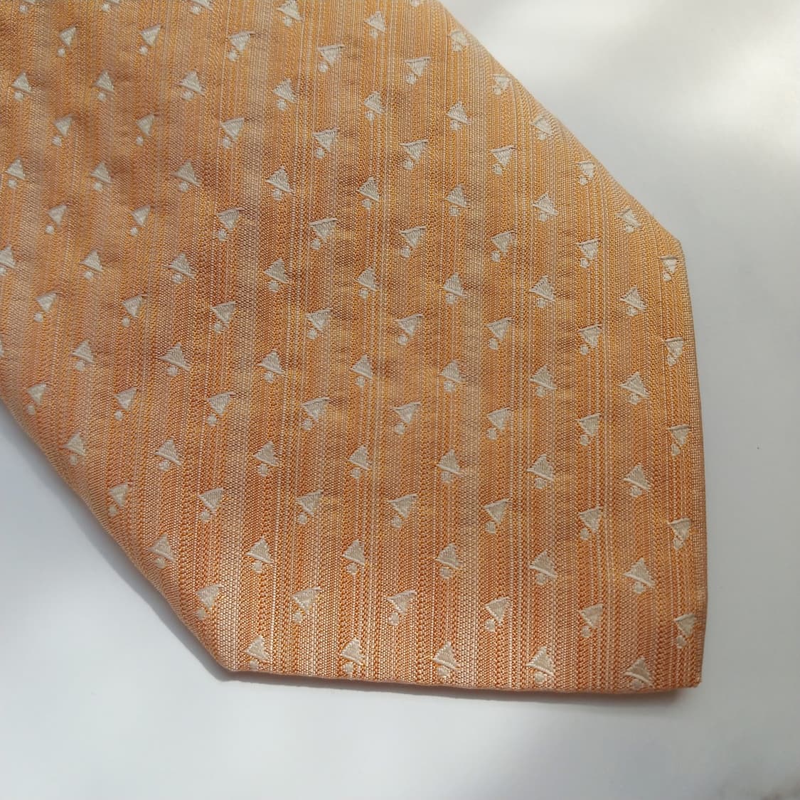 알테아 실크 오렌지 기하 패턴 넥타이 8.5cm A등급 K831
 상품이미지9