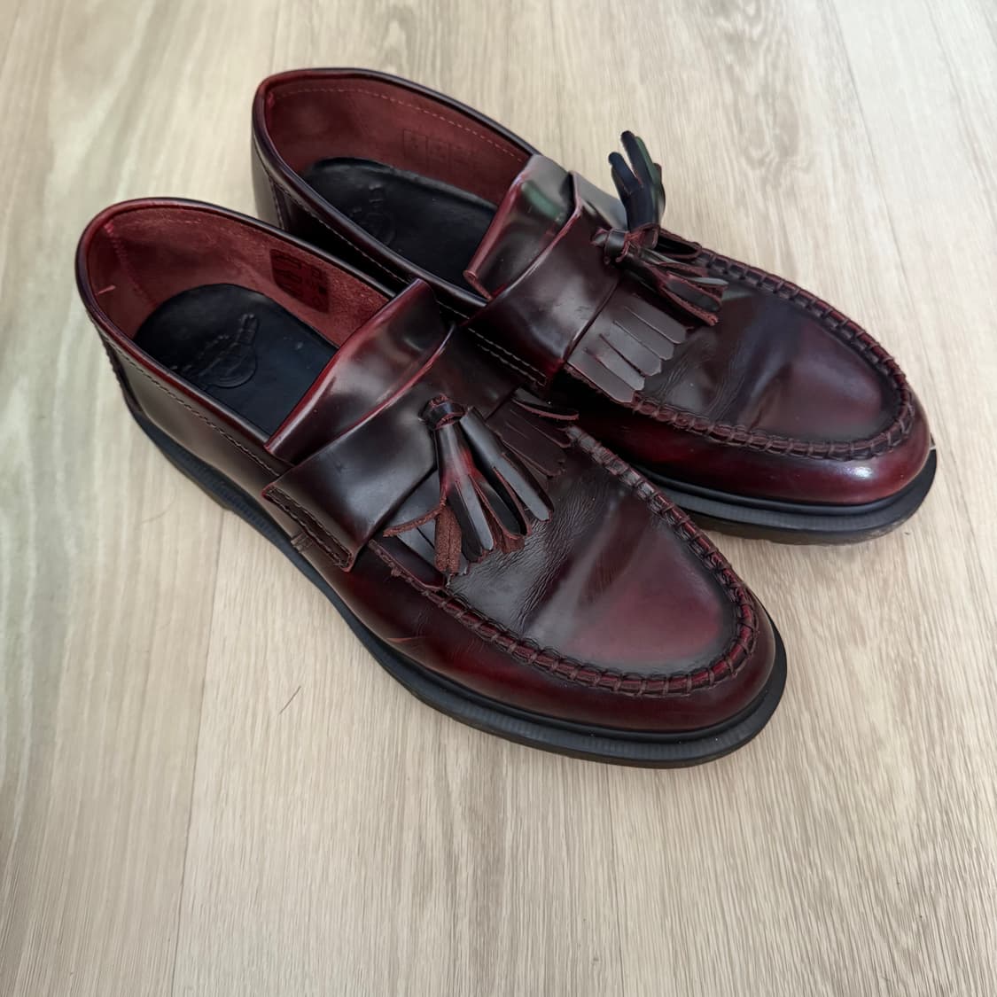 닥터마틴 아드리안 체리우드 270 상품이미지2