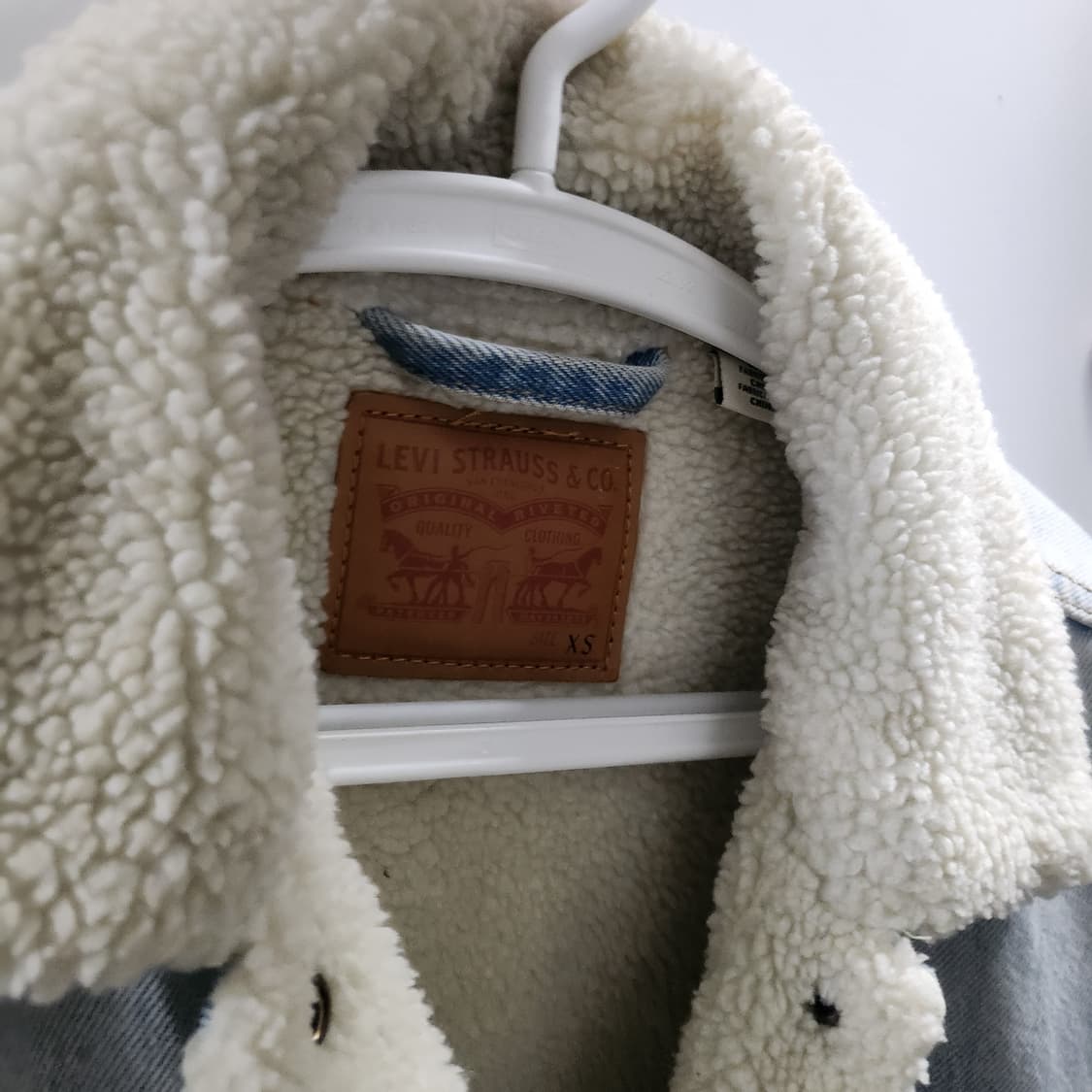 리바이스 쉐르파 플러워 여성자켓 상품이미지3