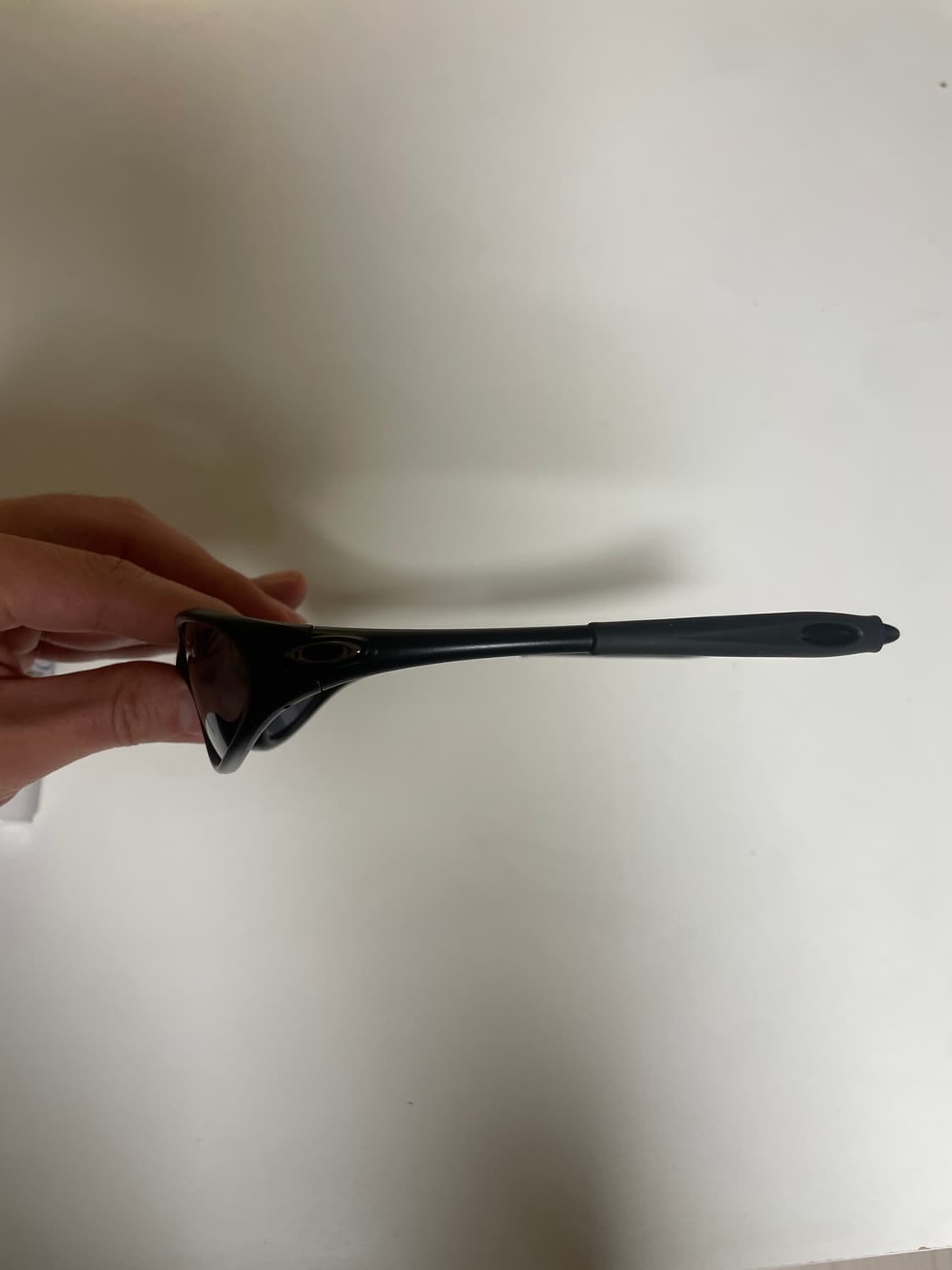 오클리 미뉴트 매트블랙 선글라스 상품이미지5