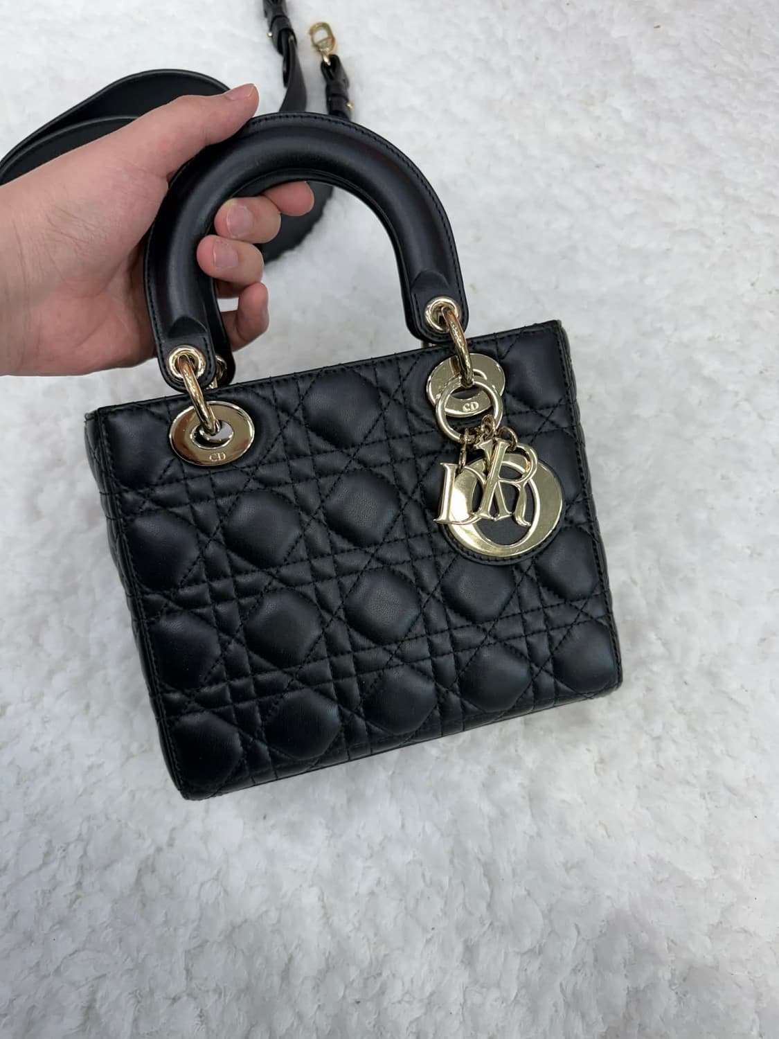 디올 까나쥬 레이디디올 레이디백 램스킨 블랙금장 상품이미지8