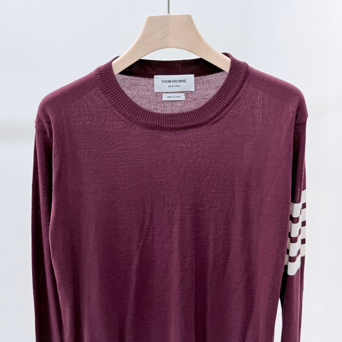 [미사용/1] 톰브라운 사선완장 메리노 울 니트 버건디 상품이미지3
