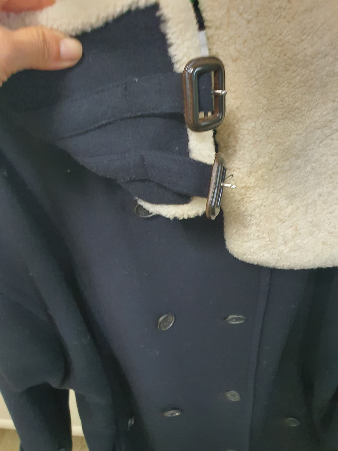 스튜디오 톰보이 양털 카라 롱 코트 상품이미지5