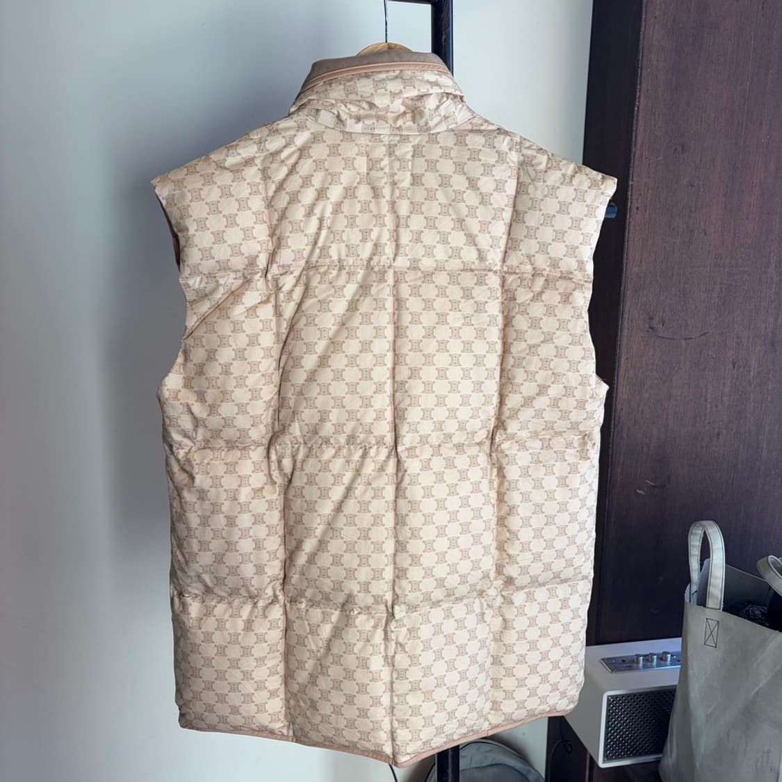15383 - 셀린느 모노그램 다운 베스트 상품이미지6