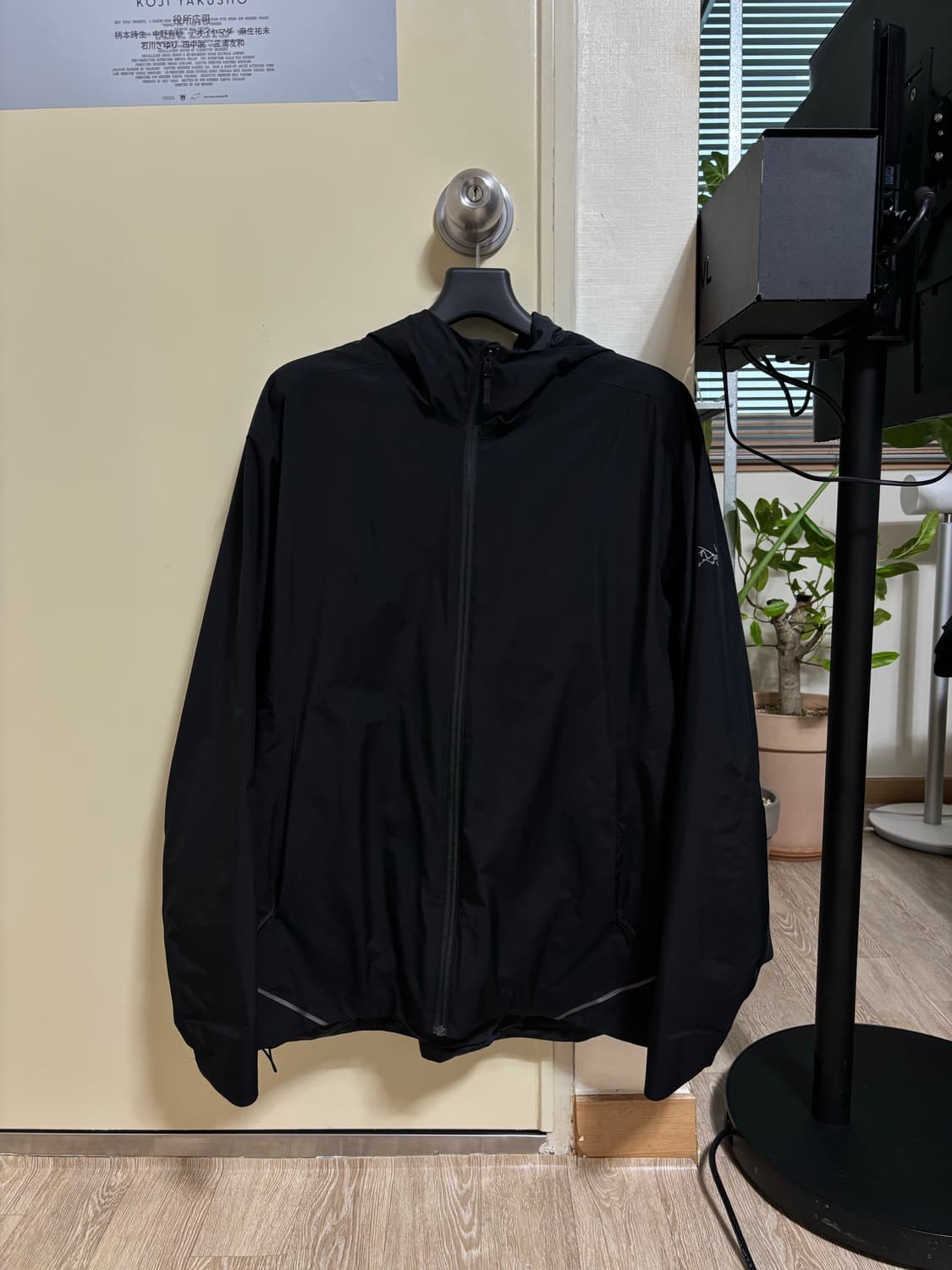 Arc'teryx Solano Hoody Black  상품이미지1