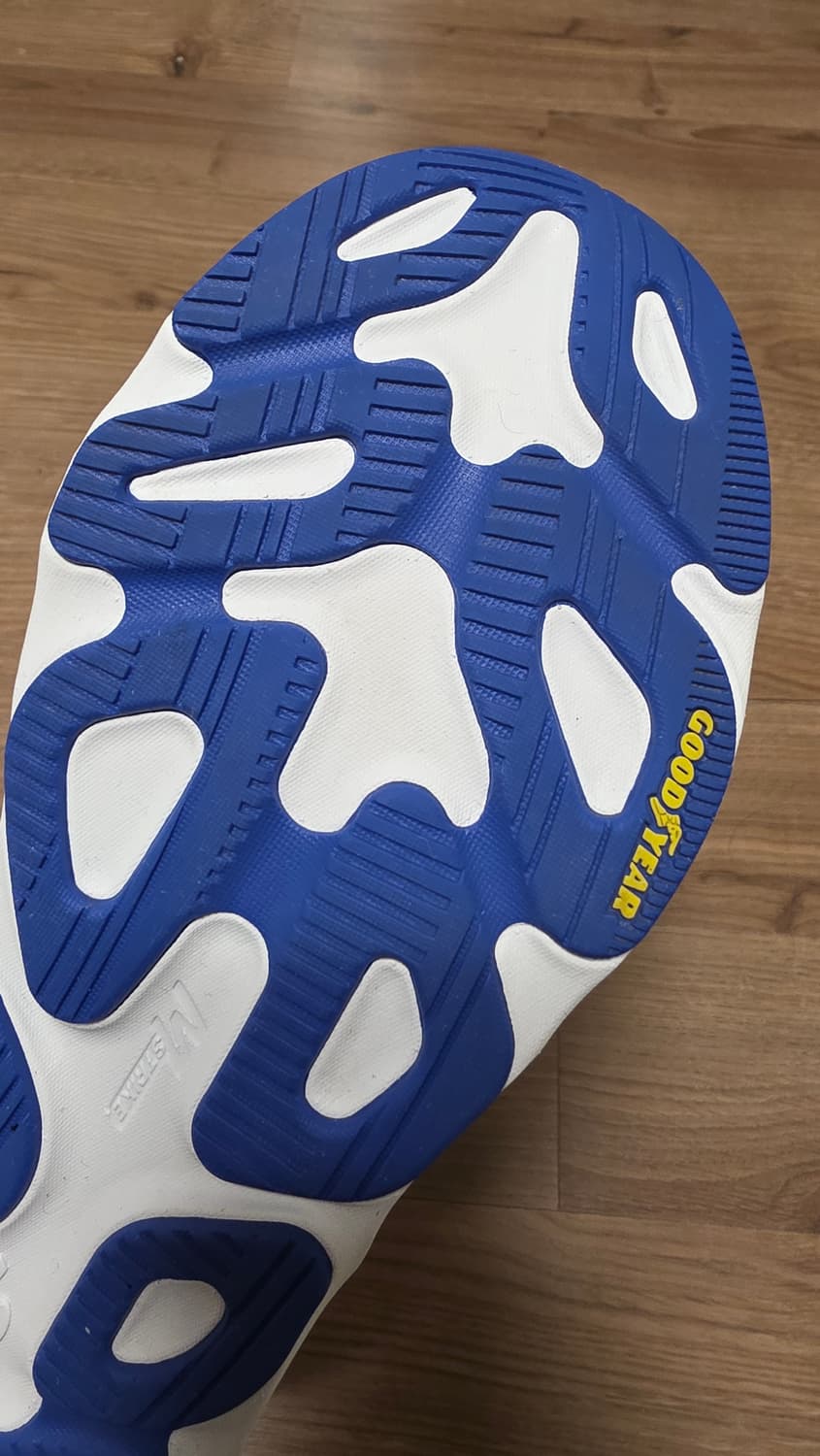 스케쳐스 26ss 여성 맥스런 화이트 상품이미지10