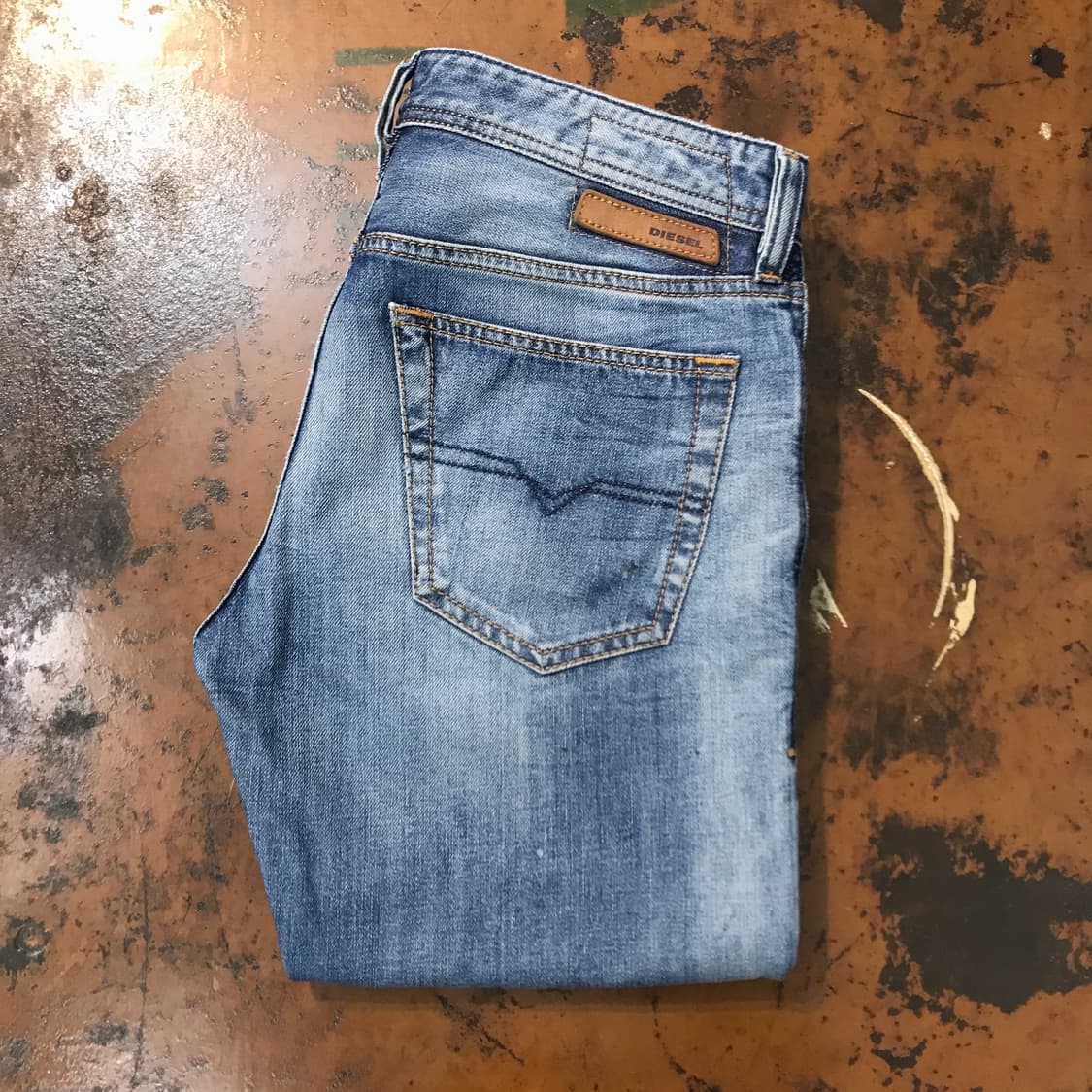 디젤 연중청 워시드 플레어핏 데님 팬츠 허리 31 32  상품이미지1