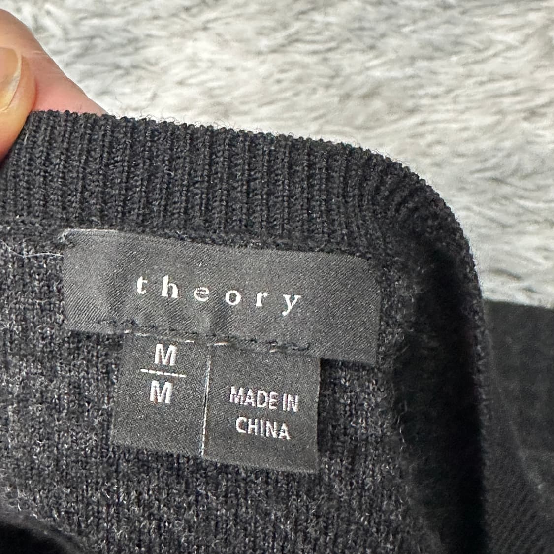 띠어리 블랙 니트 m 상품이미지3