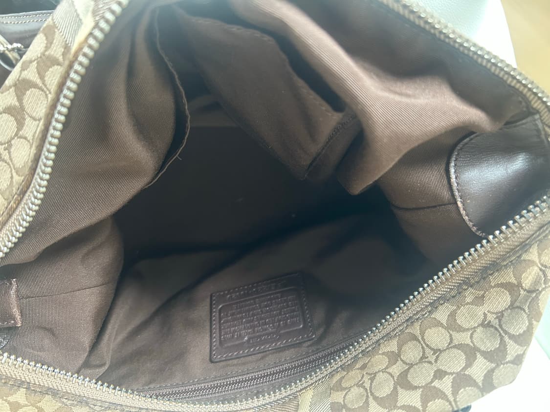 ❗️New신상22)) Coach 코치 시그니처 크로스백 브라운 상품이미지4