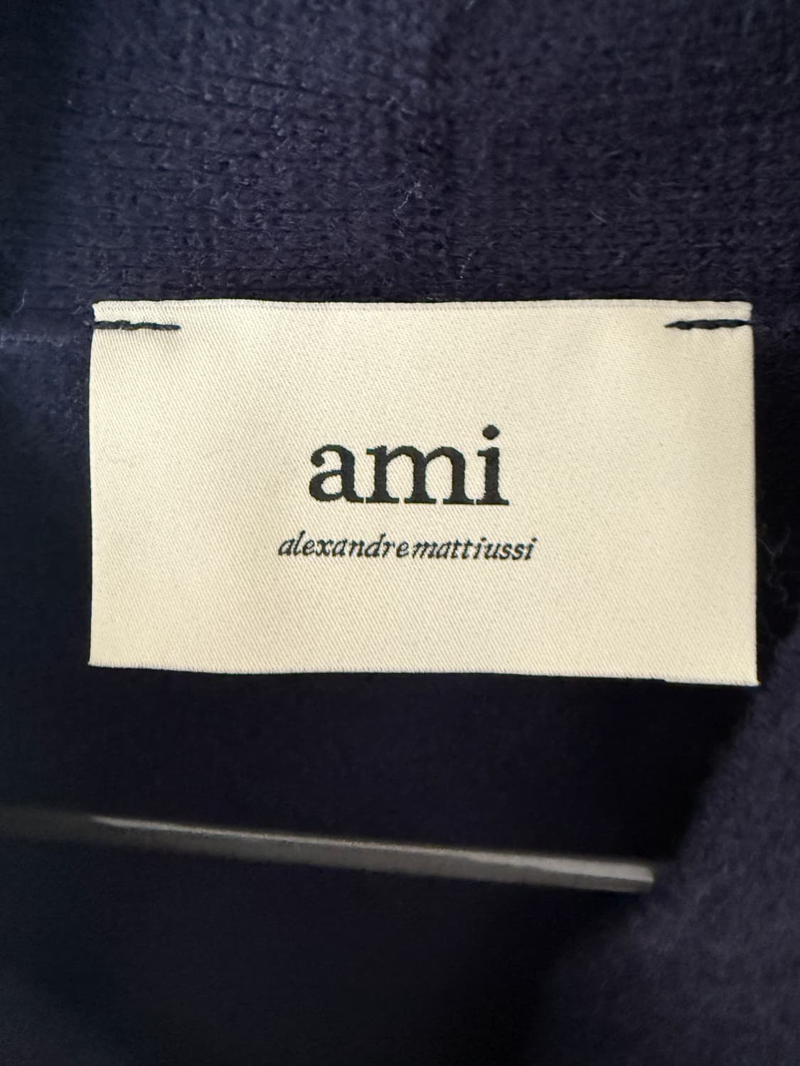 (⚠️설명 필독⚠️) 아미 빅 하트 가디건 네이비 여성용 상품이미지2