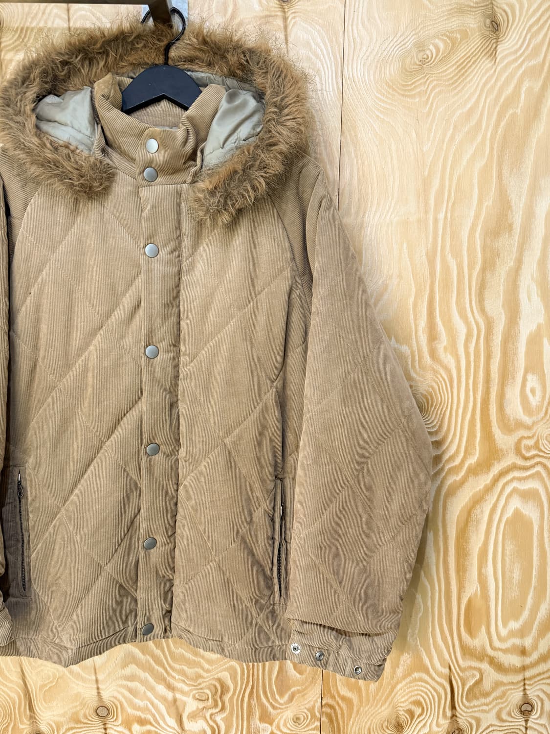 반작 코듀로이 퀼티드 후드 점퍼 상품이미지4