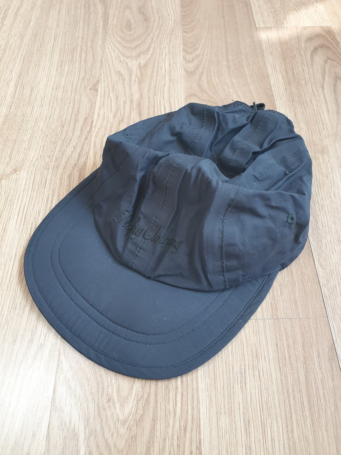 트로피클로딩 모노크롬 트랙 캡 상품이미지1