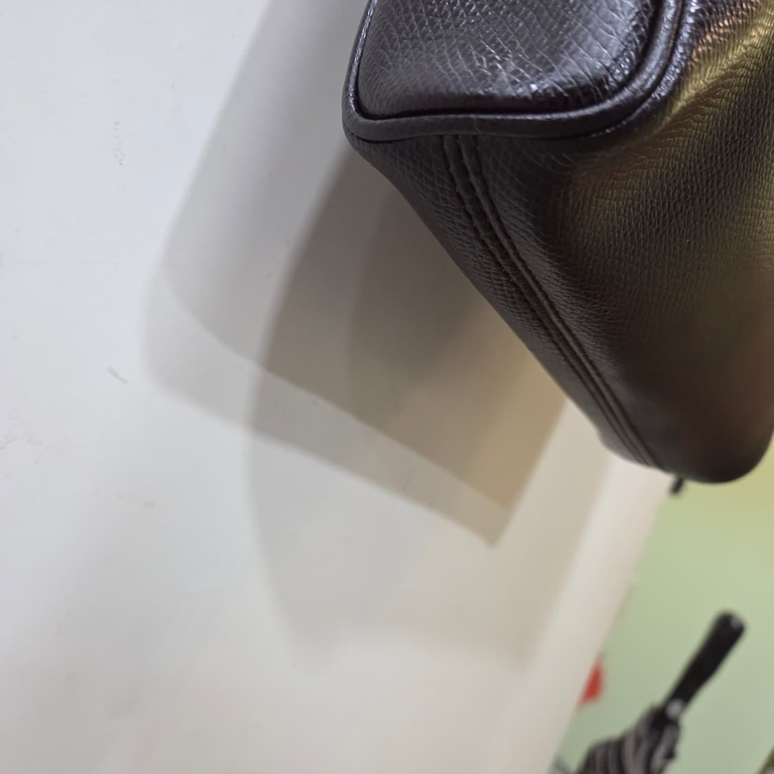 페라가모 크로스백 상품이미지9