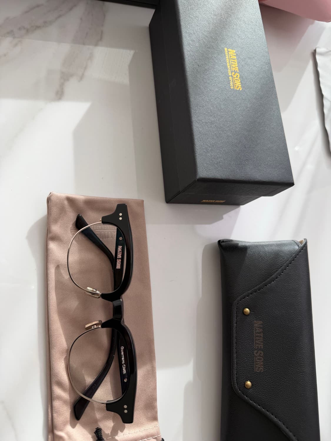 네이티브 선즈 guerrero cmb 블랙 골드 하금테 상품이미지1