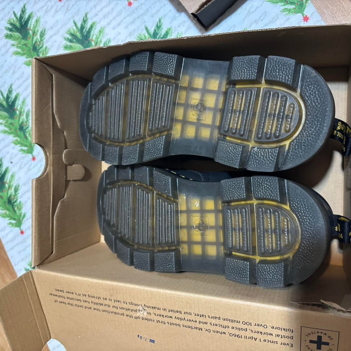 닥터마틴 리더 와이오밍 레더 유틸리티 슈즈 블랙 상품이미지4