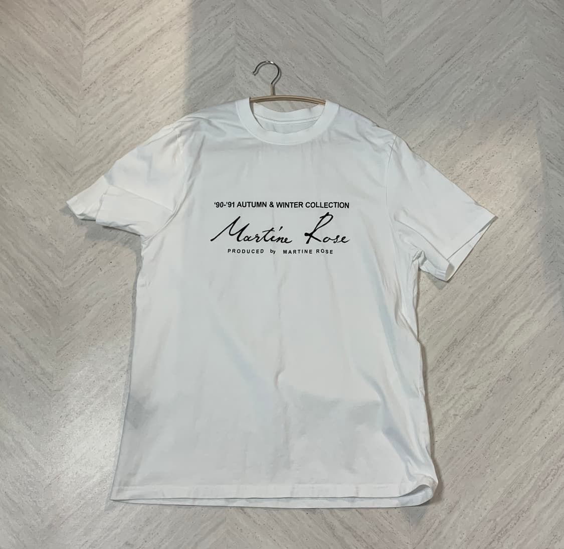 마틴로즈 로고 반팔 화이트 L 사이즈 상품이미지1