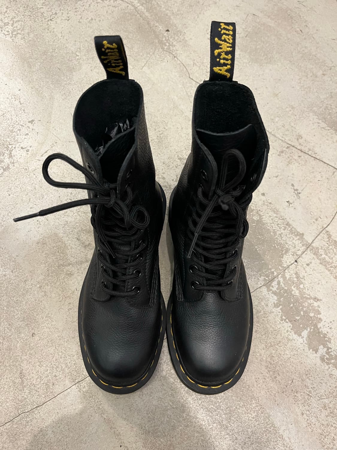 닥터마틴 1490 10홀(신발끈 구멍 수) 상품이미지2