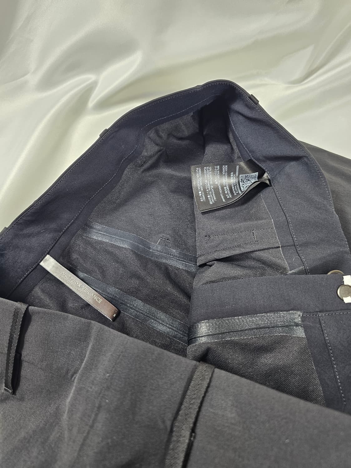 아크테릭스베일런스보로노이팬츠 상품이미지2