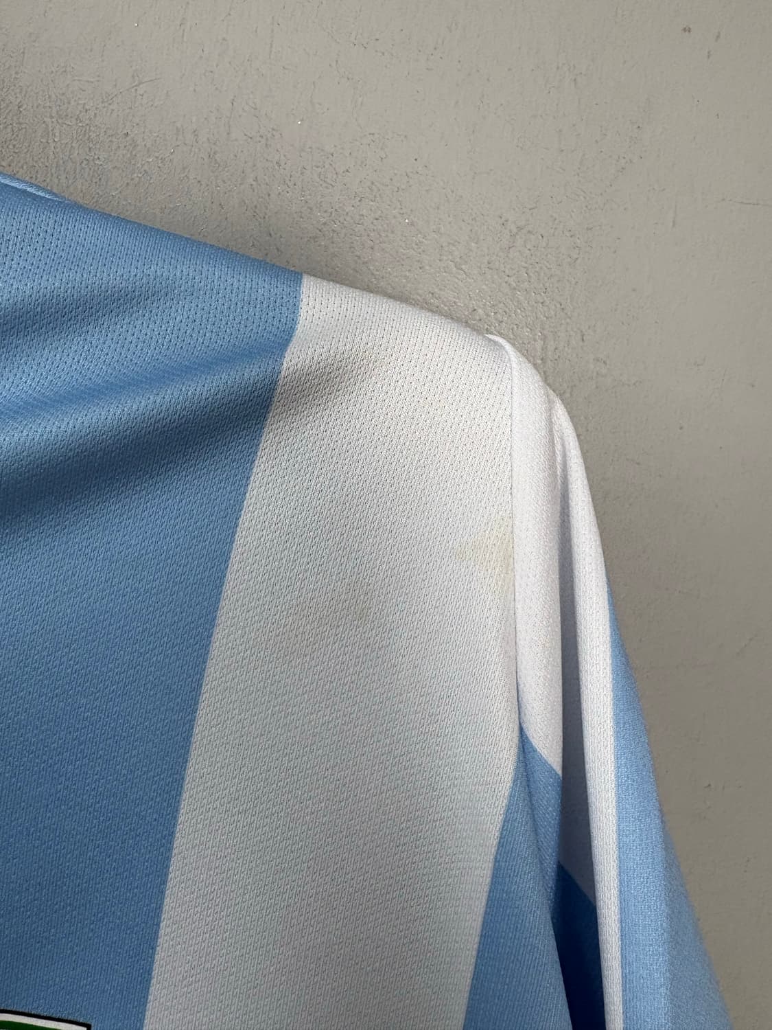 마틴로즈 트위스트 숏슬리브 풋볼탑 화이트 라이트 블루스트라이프 A3506 상품이미지9