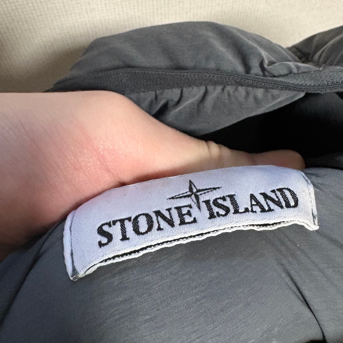 스톤아일랜드 심리스 패딩 상품이미지7