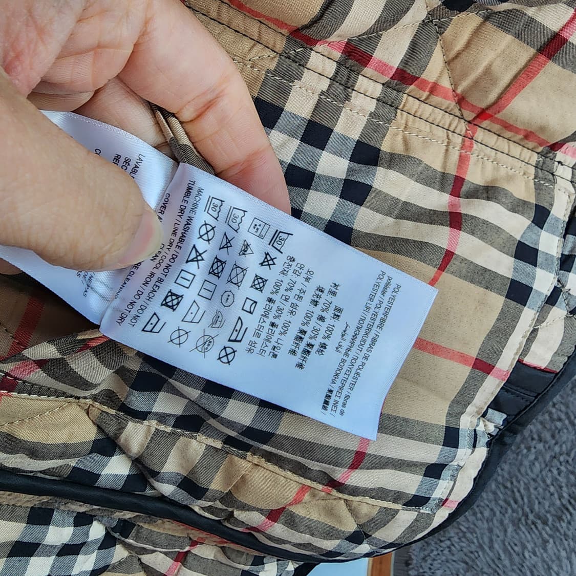 버버리 블랙 퀼팅 자켓 상품이미지7