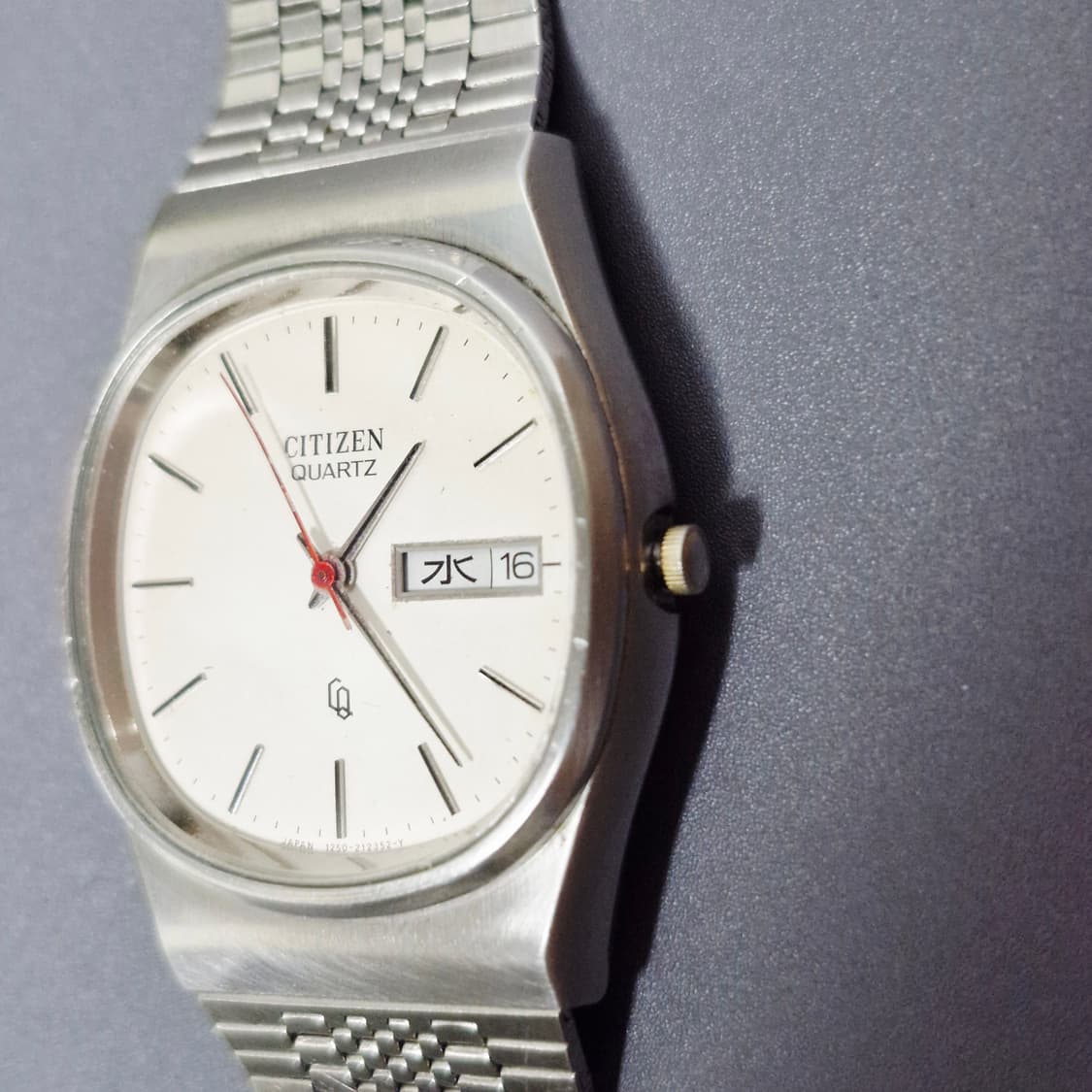시티즌 빈티지 쿼츠 시계 상품이미지4