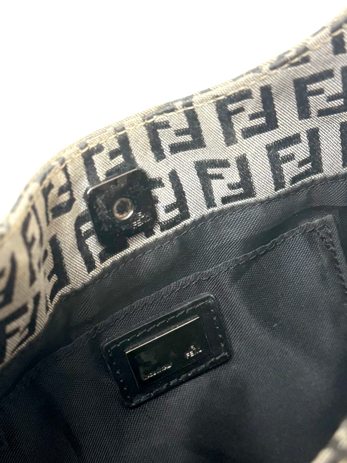 FENDI 주키노 오이스터 숄더백 상품이미지6