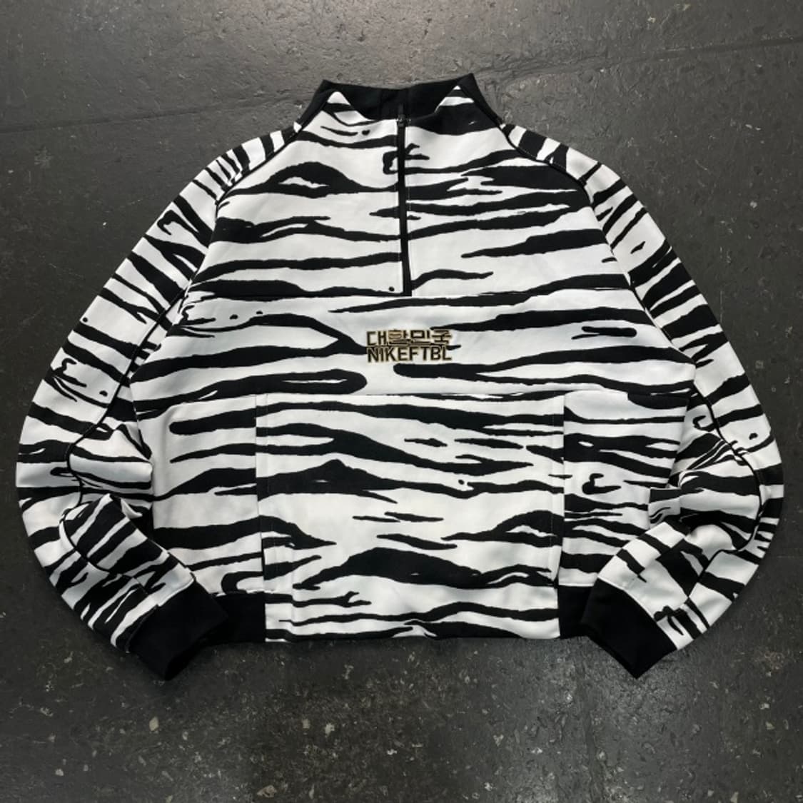 100 나이키 국가대표 반집업 상품이미지1