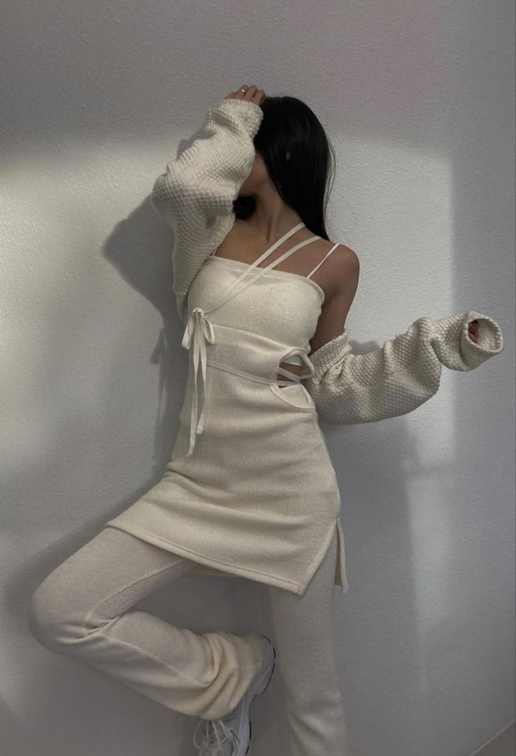 쓰리타임즈) 니트 튜브탑 원피스 팬츠 세트 상품이미지10