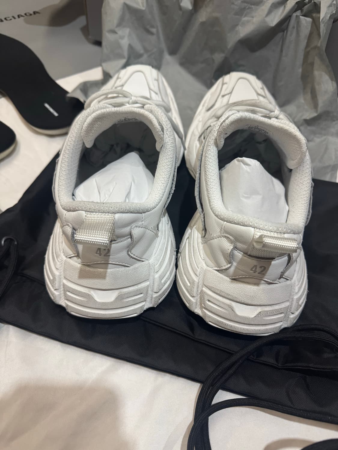 발렌시아가 먼데이 스니커즈 국내매장판 42 상품이미지5