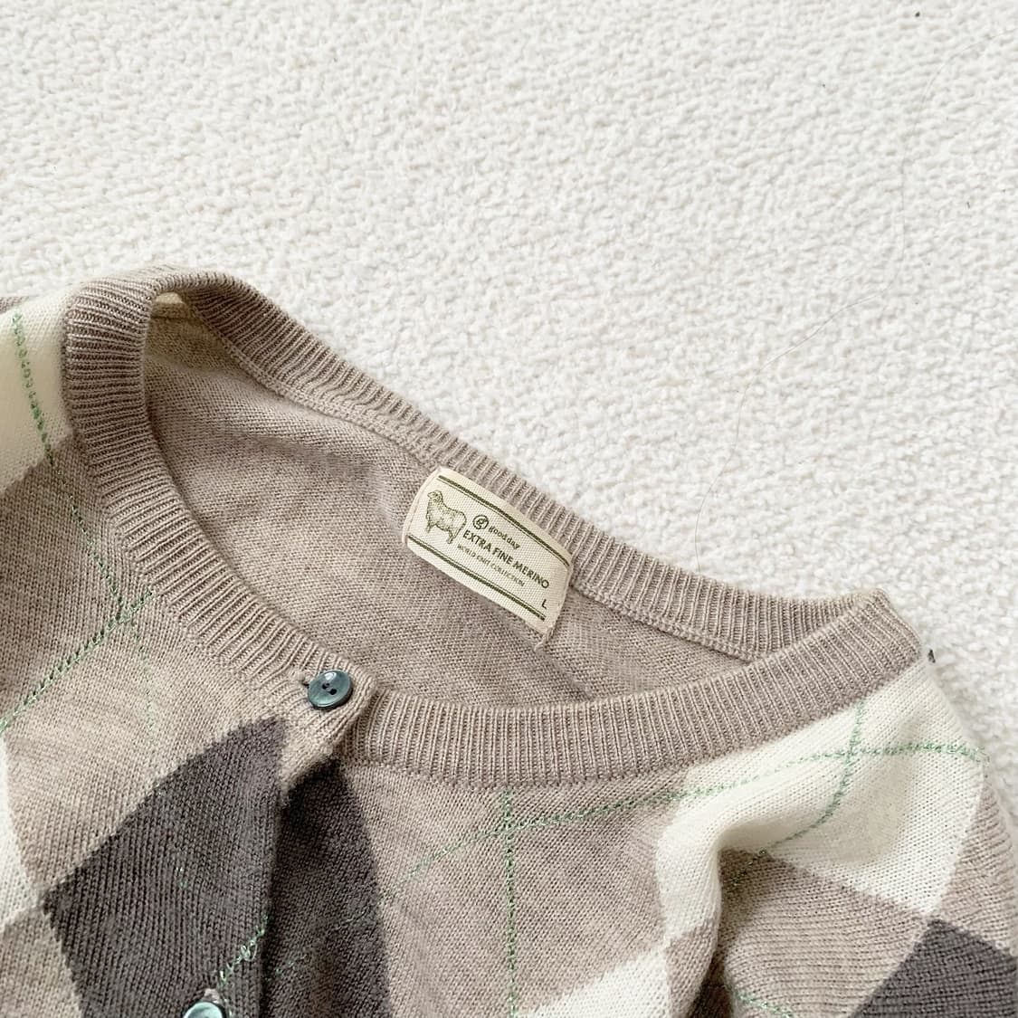 뮤트브라운 메리노울 아가일 니트 가디건 상품이미지2