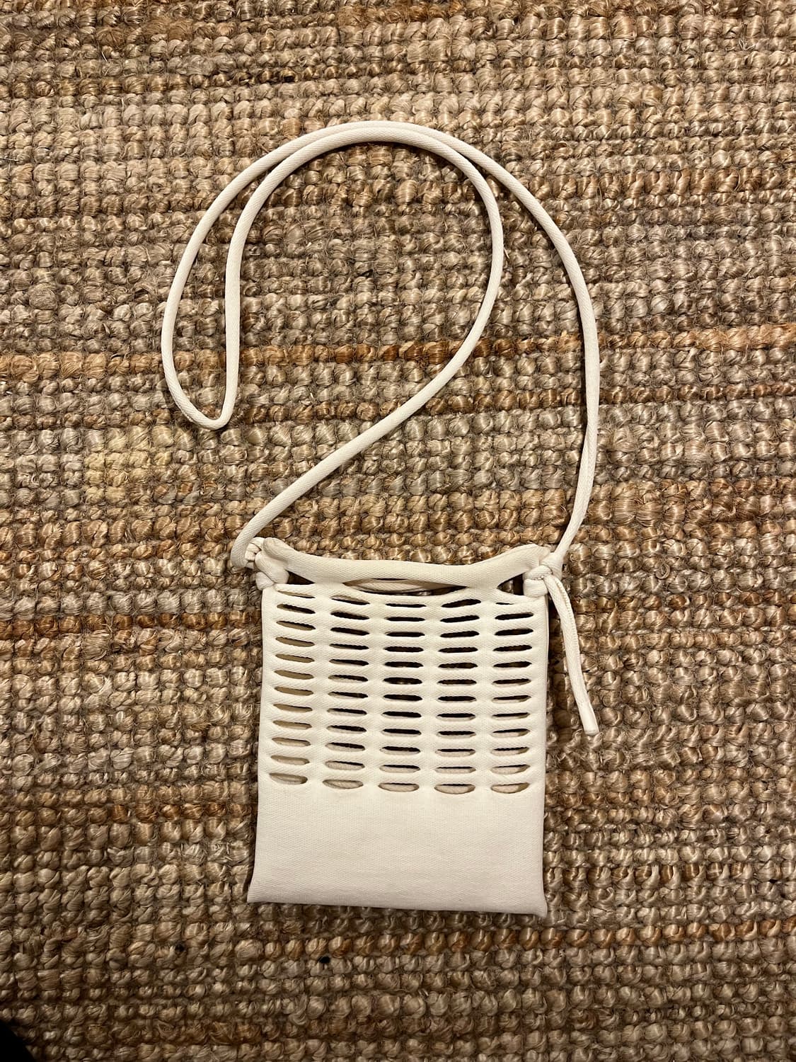 Issey Miyake Good Goods 굿 굿즈 크로스백 상품이미지1