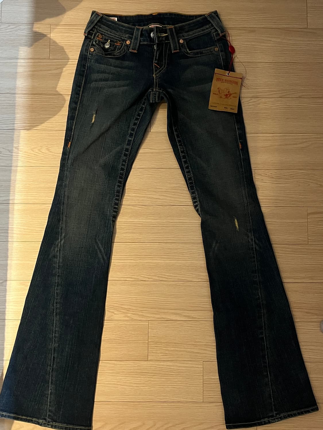 택o새상품) 트루릴리전 로우라이즈 부츠컷 데님 청바지 조이 상품이미지2